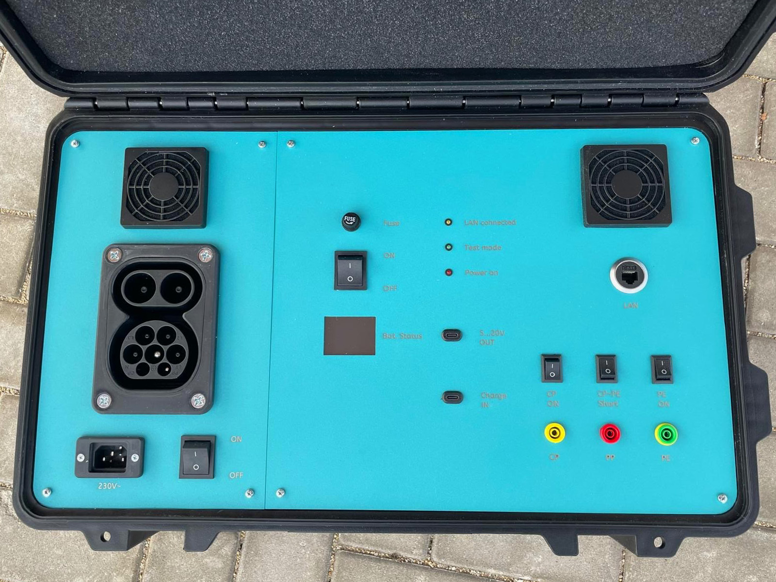 EC-CHARGE-Portable-Testsystem